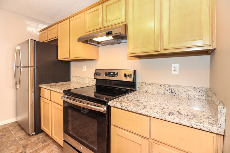 1,750/Mo, 7166 Charlton Way Cordova, TN 38018 Kitchen View