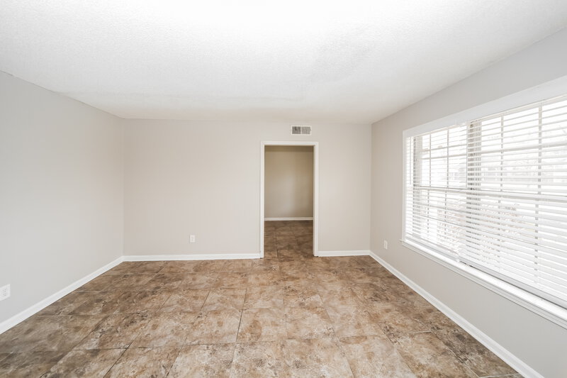 1,440/Mo, 5200 Scrivener Dr Memphis, TN 38134 Family Room View