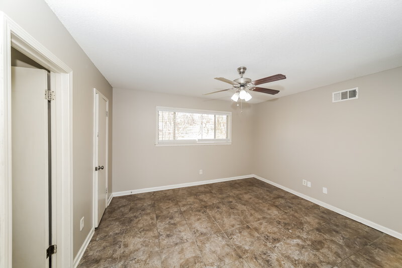 1,440/Mo, 5200 Scrivener Dr Memphis, TN 38134 Main Bedroom View