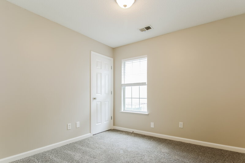 2,380/Mo, 7858 Fallstone Rd Memphis, TN 38125 Bedroom View 2