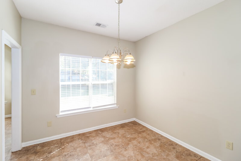 2,075/Mo, 105 Keough Rd Collierville, TN 38017 Dining Room View