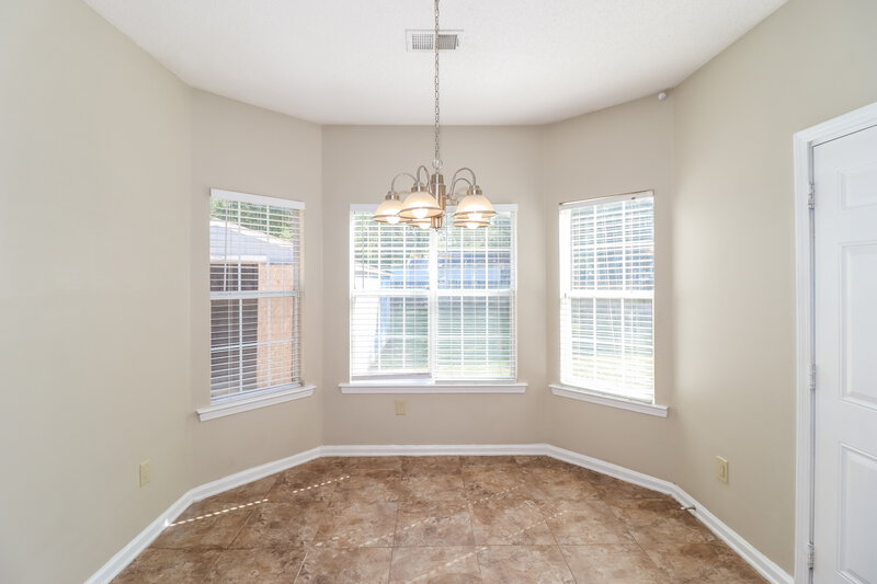 2,075/Mo, 105 Keough Rd Collierville, TN 38017 Breakfast Nook View