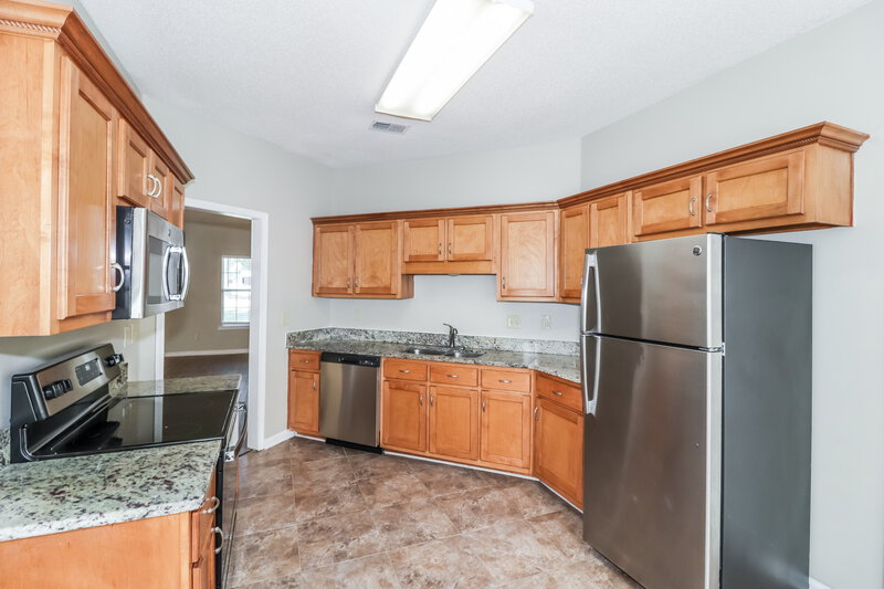 2,075/Mo, 105 Keough Rd Collierville, TN 38017 Kitchen View 2