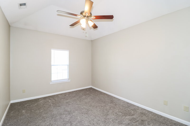 2,075/Mo, 105 Keough Rd Collierville, TN 38017 Main Bedroom View 2