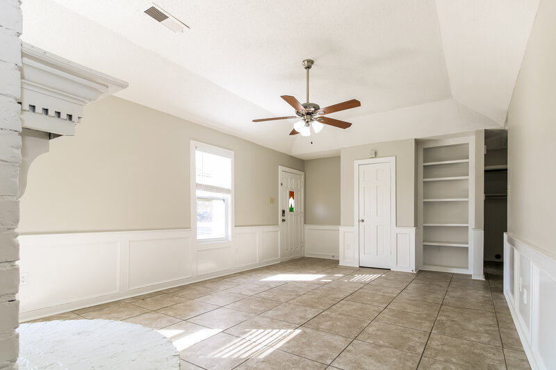 1,460/Mo, 6150 Valleydale Dr Memphis, TN 38141 Living Room View 2