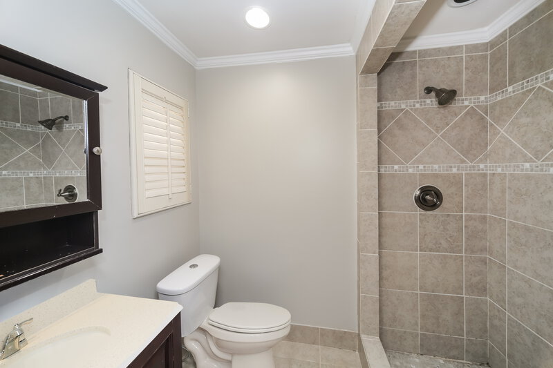 2,220/Mo, 1585 Pepperwood St Memphis, TN 38134 Main Bathroom View