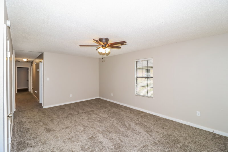 0/Mo, 3747 Kerwin Dr Memphis, TN 38128 Dining Room View