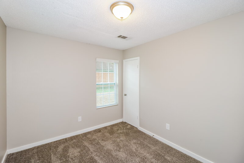 0/Mo, 3747 Kerwin Dr Memphis, TN 38128 Bedroom View