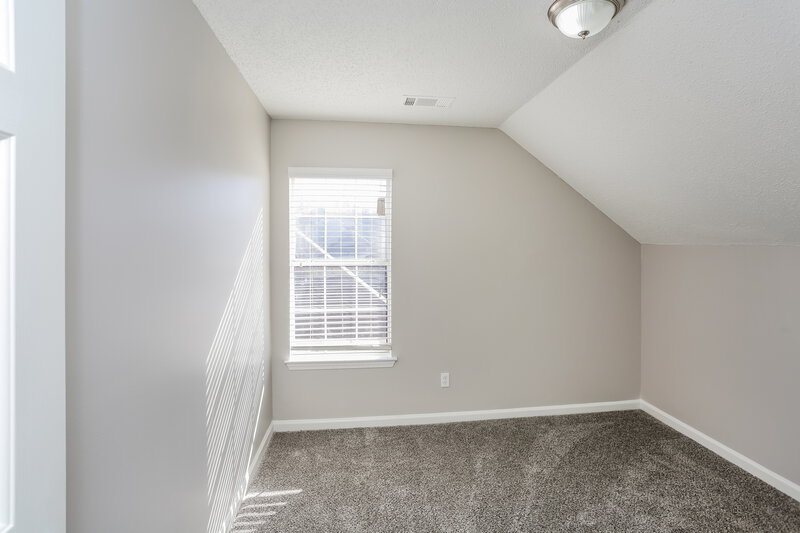 1,735/Mo, 5912 Chadwell Rd Millington, TN 38053 Bedroom View