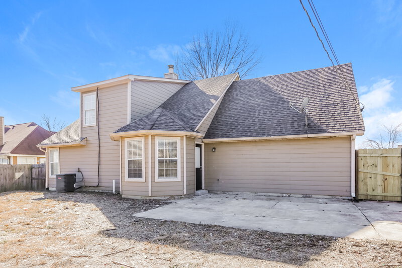 1,735/Mo, 5912 Chadwell Rd Millington, TN 38053 Rear View