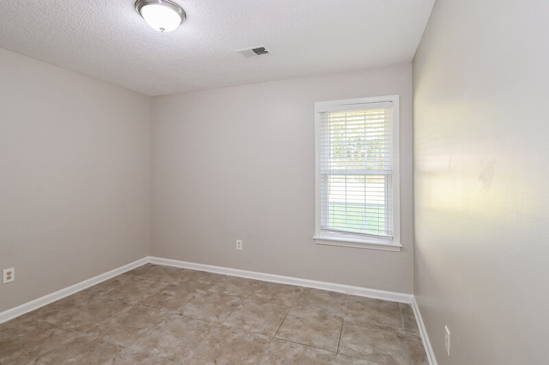 1,485/Mo, 5826 N Newberry Ln Memphis, TN 38115 Bedroom View 4