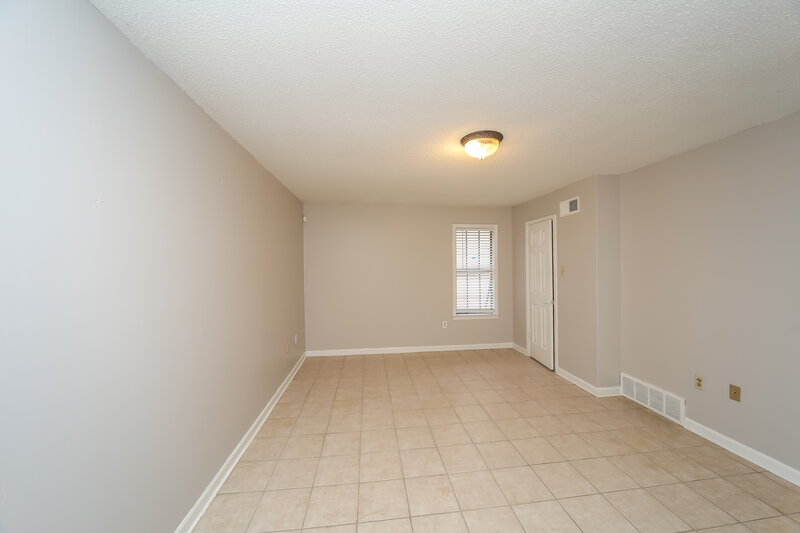 1,515/Mo, 7272 Eggleston Rd Memphis, TN 38125 Living Room View