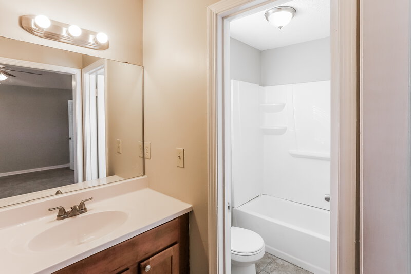 1,575/Mo, 5305 N Oak Court Cv Memphis, TN 38141 Misc View 11