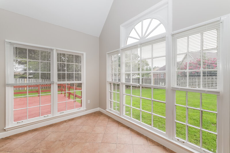 1,880/Mo, 5158 Overview Ridge Memphis, TN 38141 Sun Room View