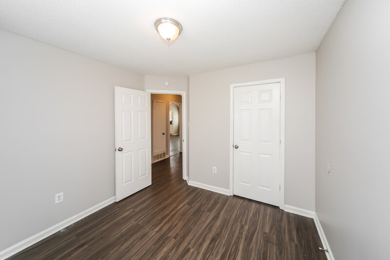 1,490/Mo, 7571 Spring Morning Ct Memphis, TN 38125 Bedroom View