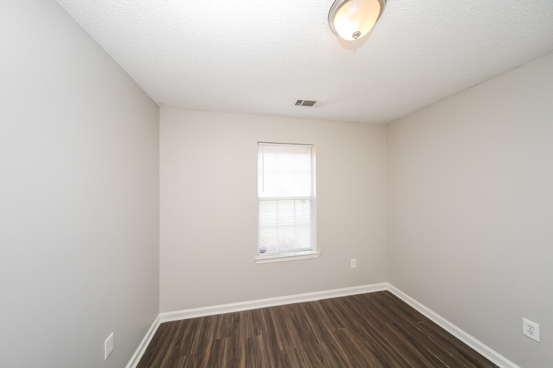 1,490/Mo, 7571 Spring Morning Ct Memphis, TN 38125 Bedroom View 2