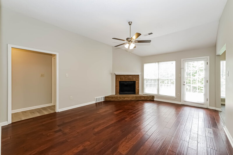 1,565/Mo, 4574 Kings Grant Drive Memphis, TN 38125 Misc View