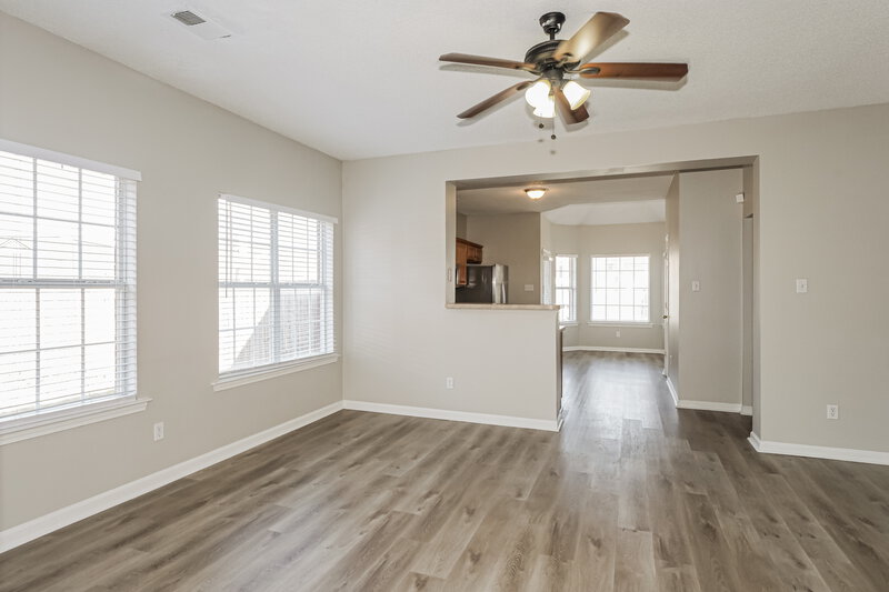 1,760/Mo, 3926 August Moon Cv Memphis, TN 38135 Living Room View