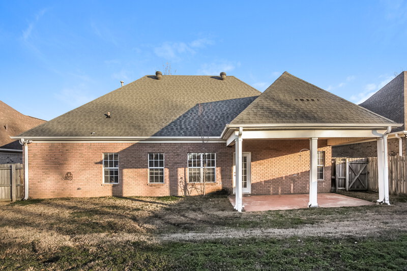 1,880/Mo, 3045 Roseleigh Dr Southaven, MS 38672 Rear View