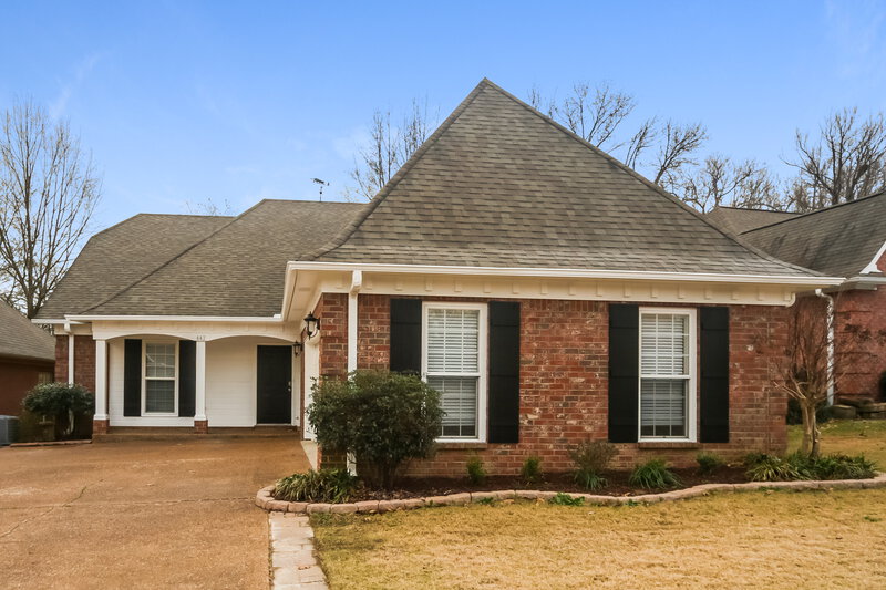 2,080/Mo, 442 Fairway Oaks Dr Hernando, MS 38632 Front View