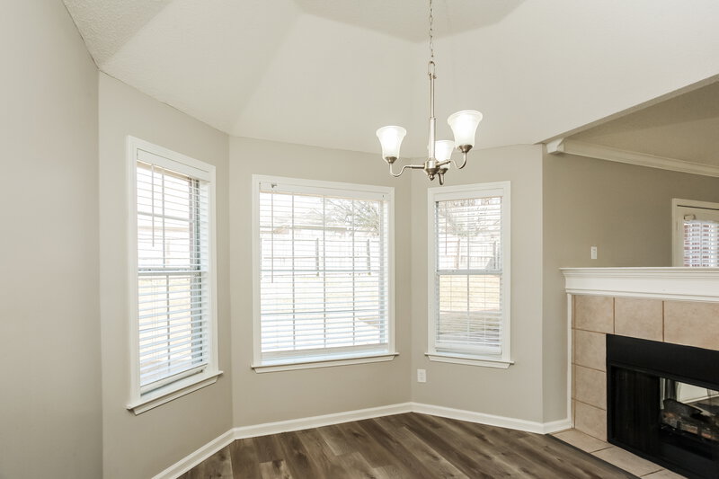 2,395/Mo, 1034 Mossy Knoll Dr Cordova, TN 38018 Breakfast Nook View