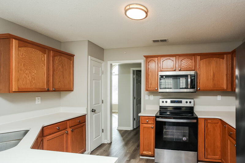 2,395/Mo, 1034 Mossy Knoll Dr Cordova, TN 38018 Kitchen View