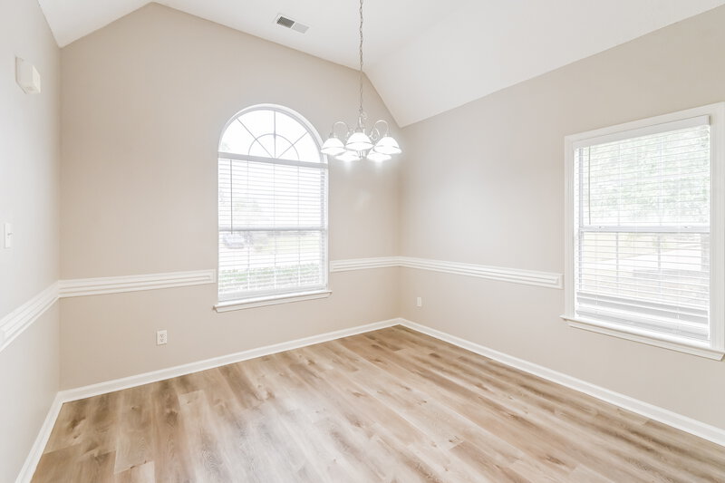 1,735/Mo, 10345 Autumn View Cv Cordova, TN 38018 Dining Room View