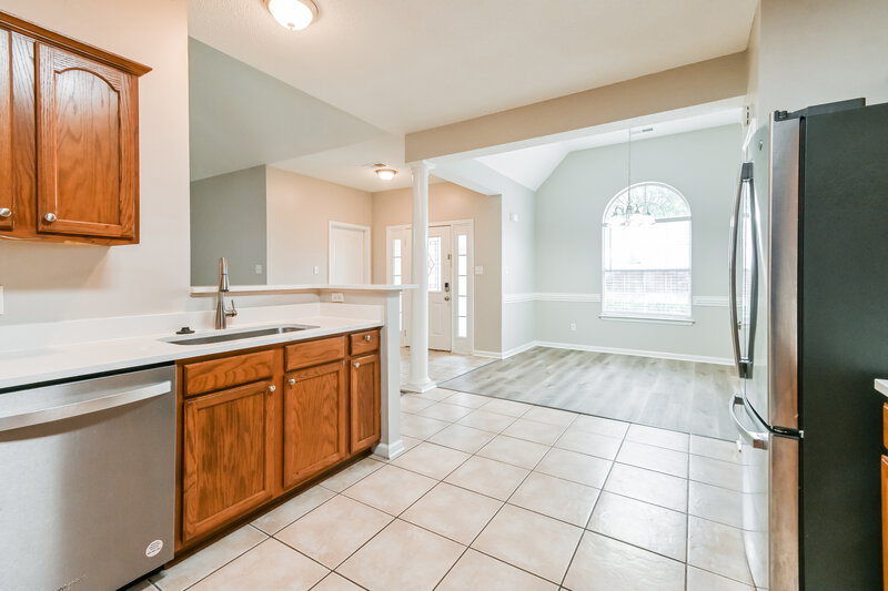 1,735/Mo, 10345 Autumn View Cv Cordova, TN 38018 Kitchen View 2