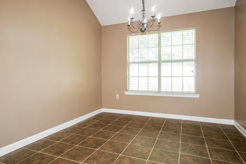 2,070/Mo, 4941 Wemberley Dr Memphis, TN 38125 Dining Room View
