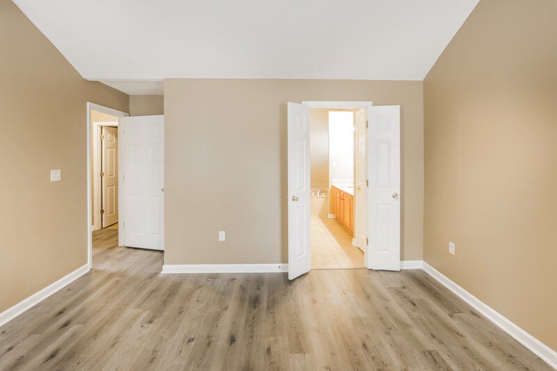 2,155/Mo, 4941 Wemberley Dr Memphis, TN 38125 Main Bedroom View