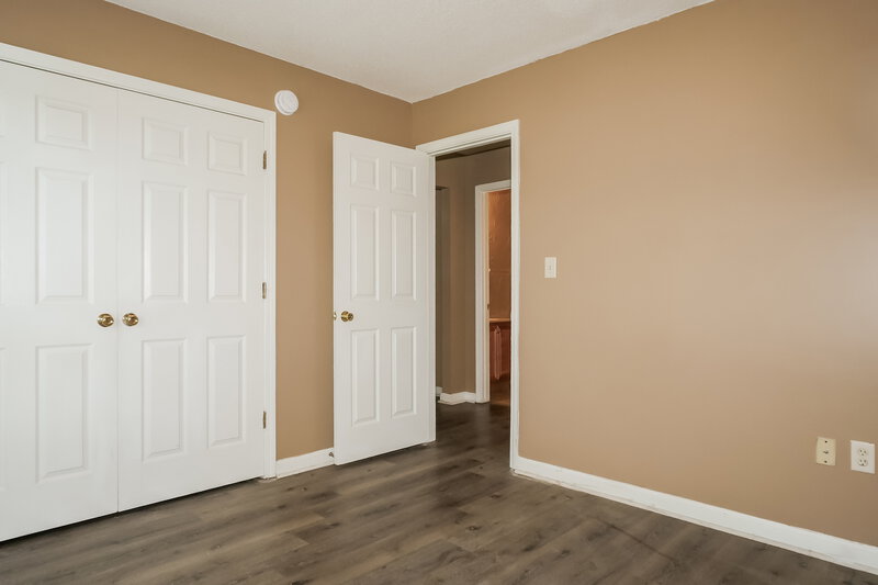 2,070/Mo, 4941 Wemberley Dr Memphis, TN 38125 Bedroom View