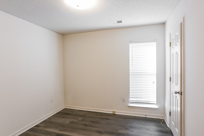 1,750/Mo, 7357 Wendy Way Walls, MS 38680 Bedroom View 3