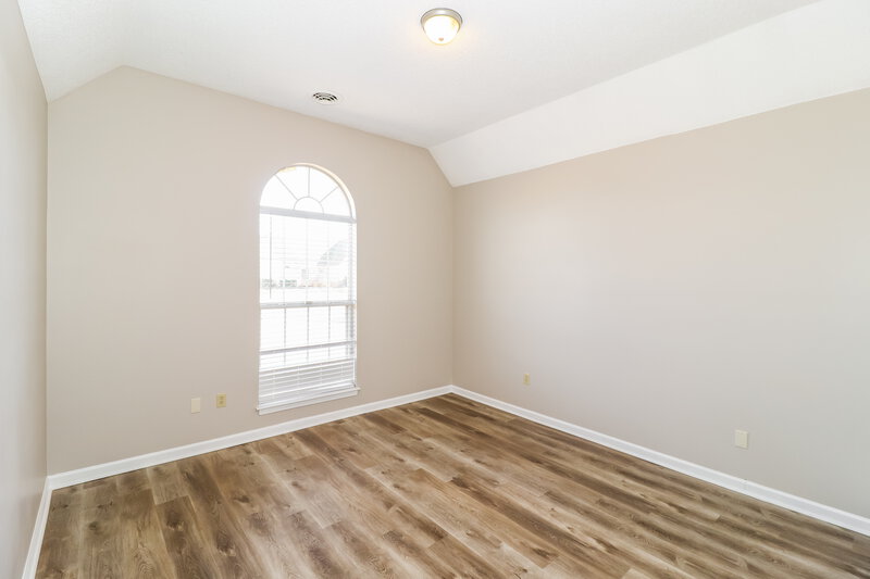 1,930/Mo, 4509 Meadow Cliff Dr Memphis, TN 38125 Bedroom View 2