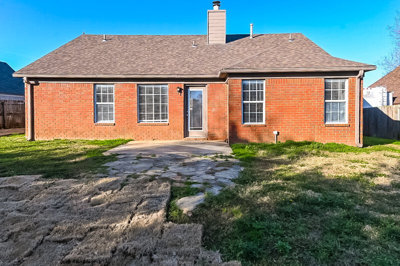 1,655/Mo, 9903 Allen Pkwy N Olive Branch, MS 38654 Rear View
