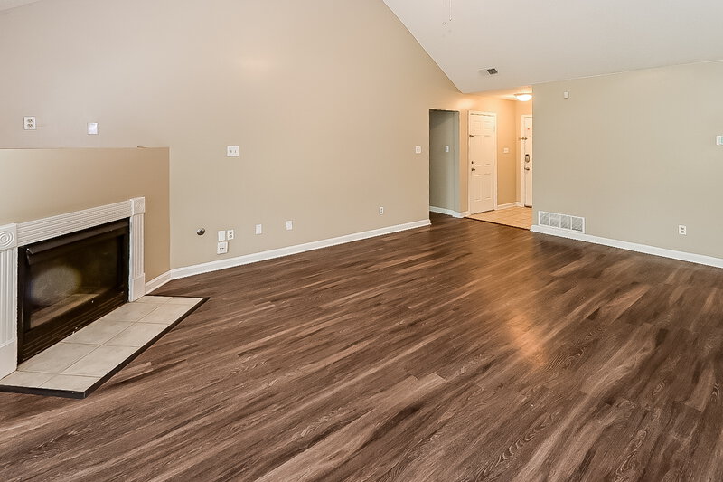 1,560/Mo, 6093 Wills Way Circle S Walls, MS 38680 Living Room View