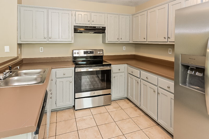 1,560/Mo, 6093 Wills Way Circle S Walls, MS 38680 Kitchen View