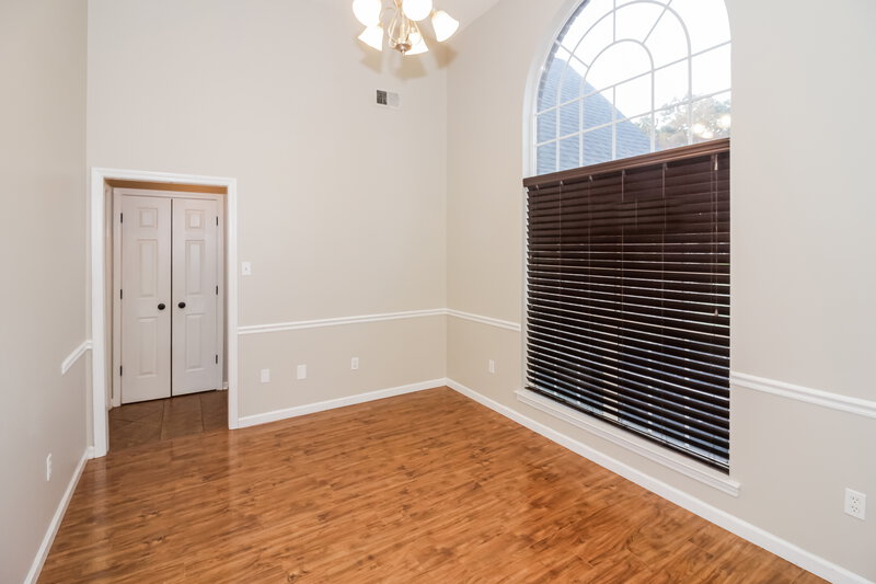 1,915/Mo, 55 Lakewood Cv Oakland, TN 38060 Dining Room View