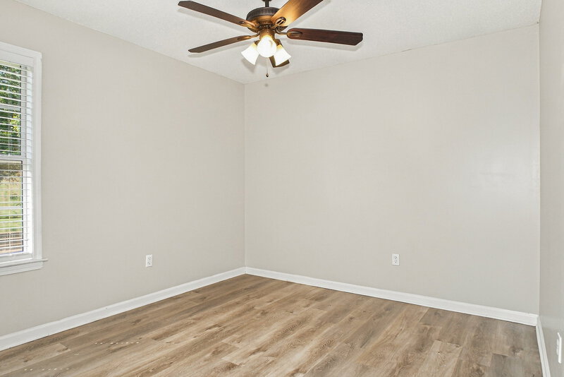 1,755/Mo, 55 Lakewood Cv Oakland, TN 38060 Bedroom View 2