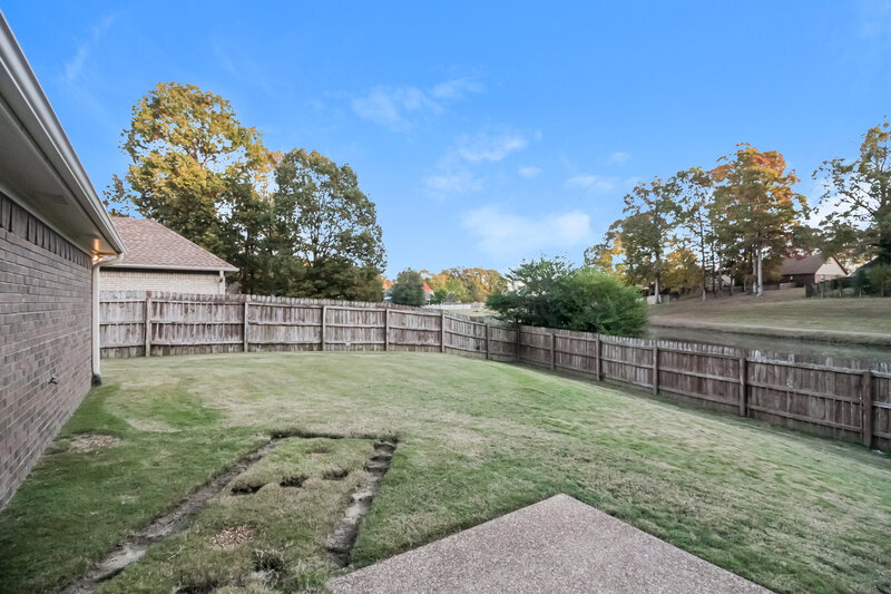 1,915/Mo, 55 Lakewood Cv Oakland, TN 38060 Rear View