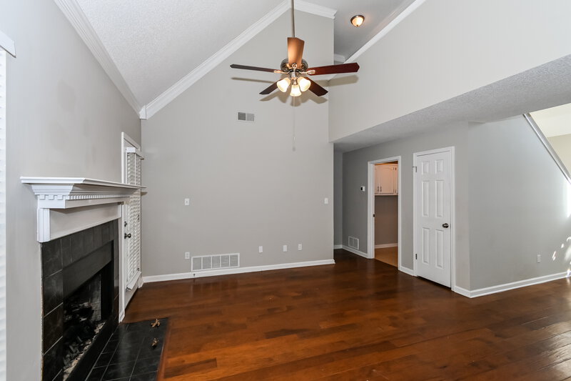 2,970/Mo, 1950 Pecan Ln N Southaven, MS 38671 Living Room View 3