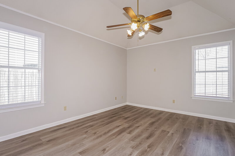 1,740/Mo, 10018 Fox Hunt Dr Olive Branch, MS 38654 Main Bedroom View