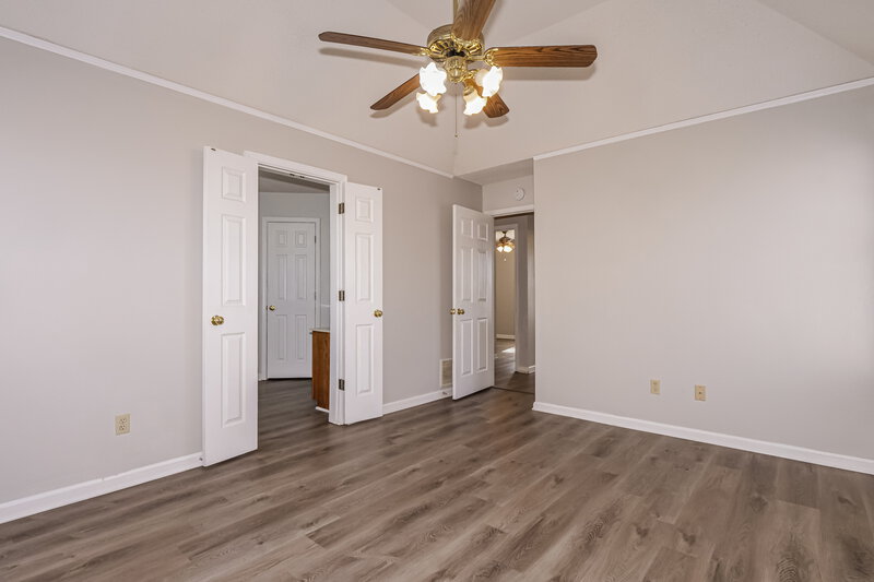 1,740/Mo, 10018 Fox Hunt Dr Olive Branch, MS 38654 Main Bedroom View 2