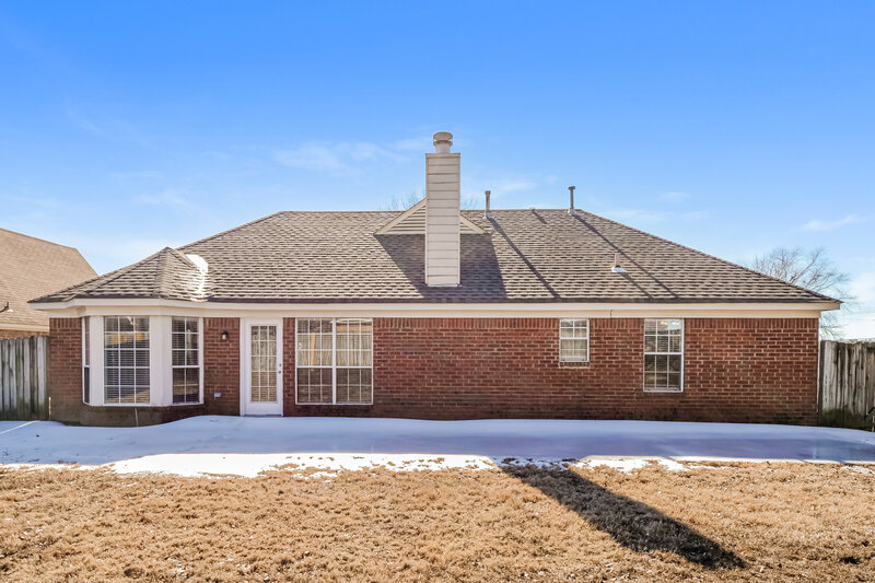 1,740/Mo, 10018 Fox Hunt Dr Olive Branch, MS 38654 Rear View