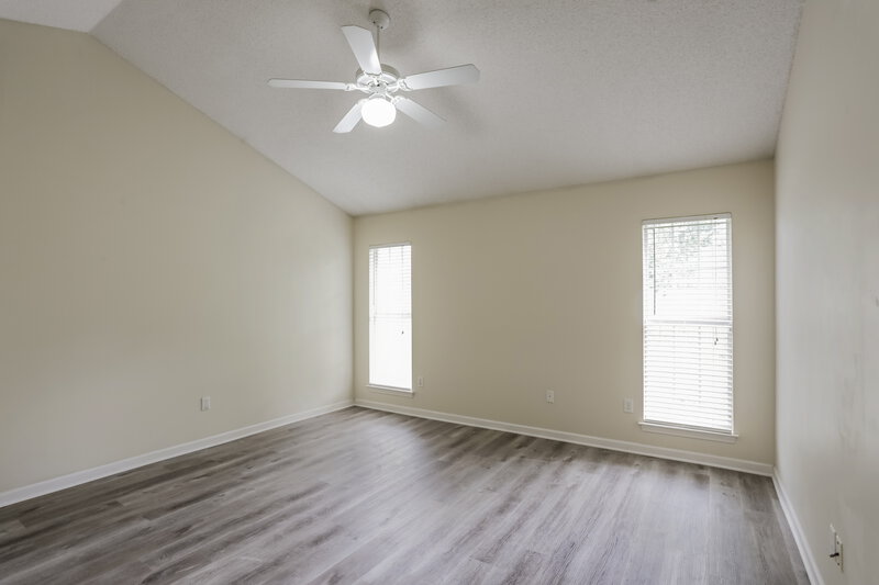 3,060/Mo, 950 Lakemont Cv Southaven, MS 38672 Main Bedroom View