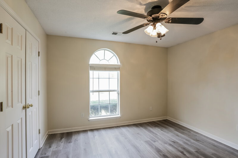 3,060/Mo, 950 Lakemont Cv Southaven, MS 38672 Bedroom View 2