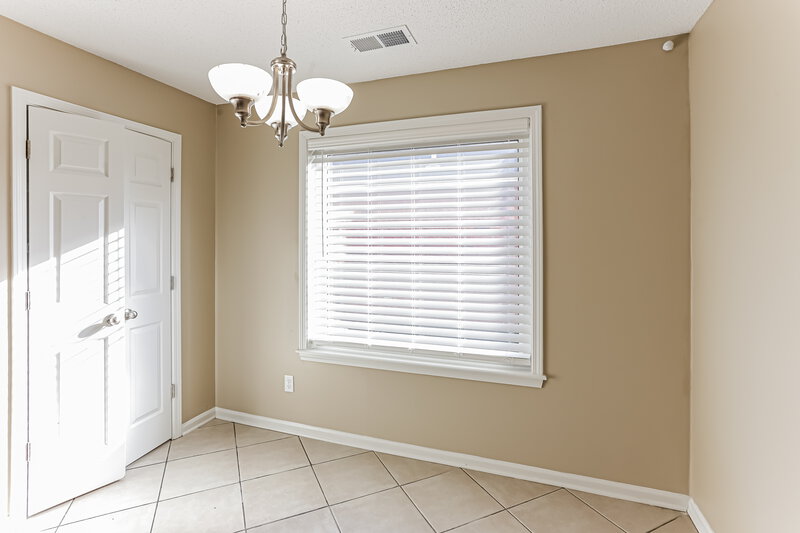 2,045/Mo, 5237 Sea Horse Dr Memphis, TN 38141 Dining Room View