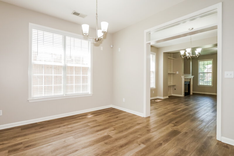 1,960/Mo, 8565 Griffin Park Dr Cordova, TN 38018 Dining Room View