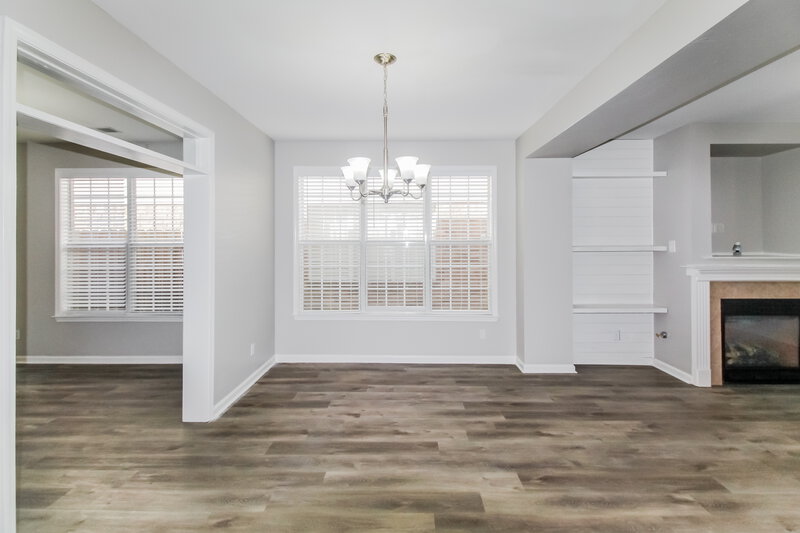 2,145/Mo, 8565 Griffin Park Dr Cordova, TN 38018 Dining Room View 2