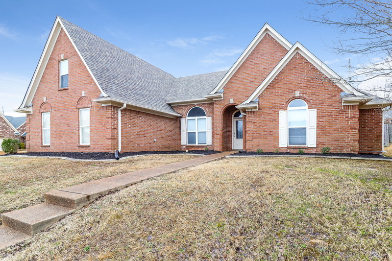 2,105/Mo, 1418 Leery Cv Cordova, TN 38016 Front View