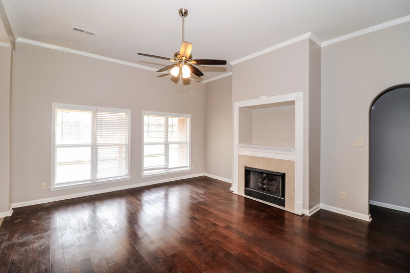 2,105/Mo, 1418 Leery Cv Cordova, TN 38016 Living Room View